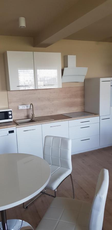 Apartman Greenside Michalovce Exterior foto